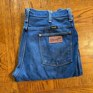 Vintage Made in USA Wrangler cowboy cut jeans